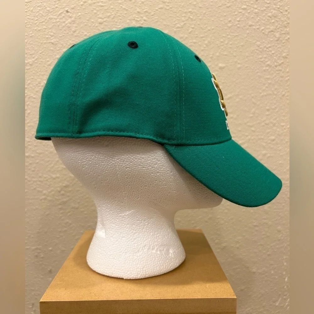 NCAA Notre Dame Fighting Irish Stretch Fit Hat/Cap OSFM EUC‎